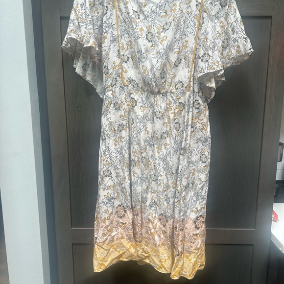 Paper Crane Floral Lace-Up Anthropologie Dress in Yellow and White size small - Picture 4 of 4